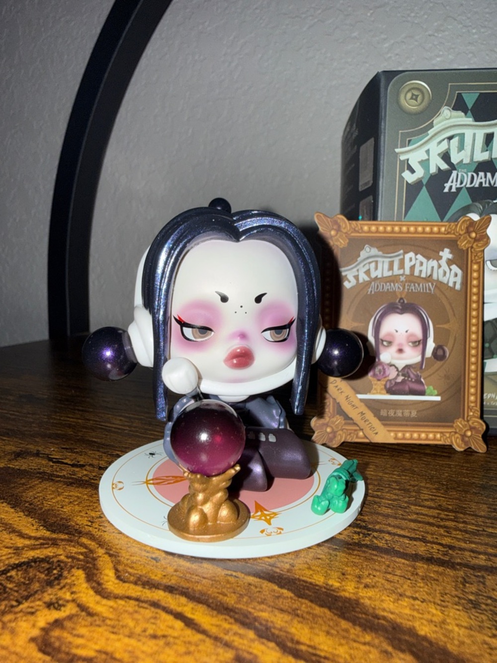 Skull Panda - Dark Night Morticia - Picture 2 of 3